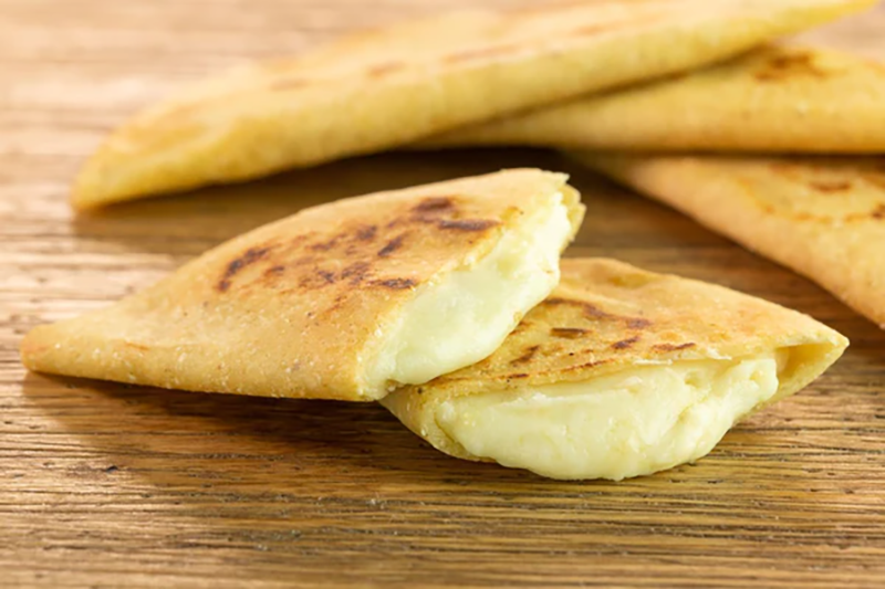 Quesadillas fritas naturales hechas a mano